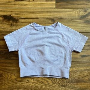 seamless purple athletic crop